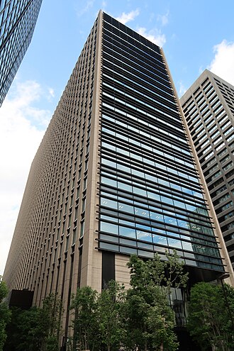 外観：ソニー銀行の本社が入居する「日比谷パークフロントビル」