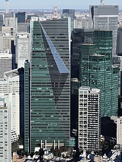 外観：本社が入居する住友不動産六本木グランドタワー