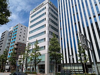 外観：興産信金　本部・神保町支店