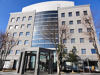 外観：諏訪信用金庫 本店