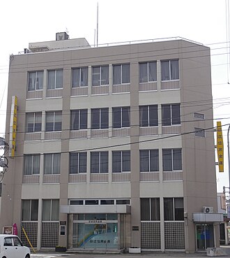 外観：砺波信用金庫 本店