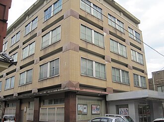 外観：興能信用金庫 本店