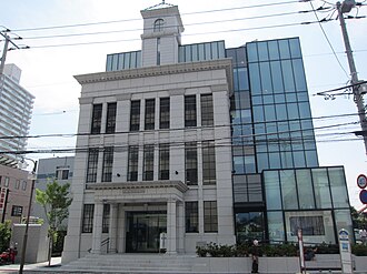 外観：三島信用金庫 本店