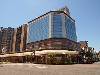 外観：呉信用金庫 本店