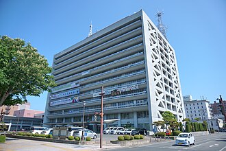 外観：本店が入居する岩手県庁本庁舎