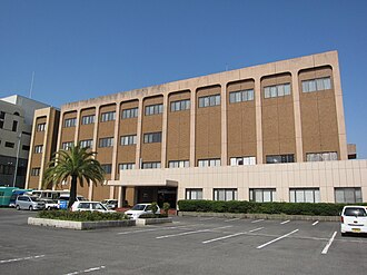 外観：旧本店が入居していた県医師会館